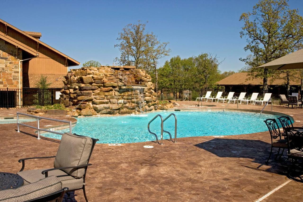 Postoak Lodge And Retreat Tulsa Ruang foto